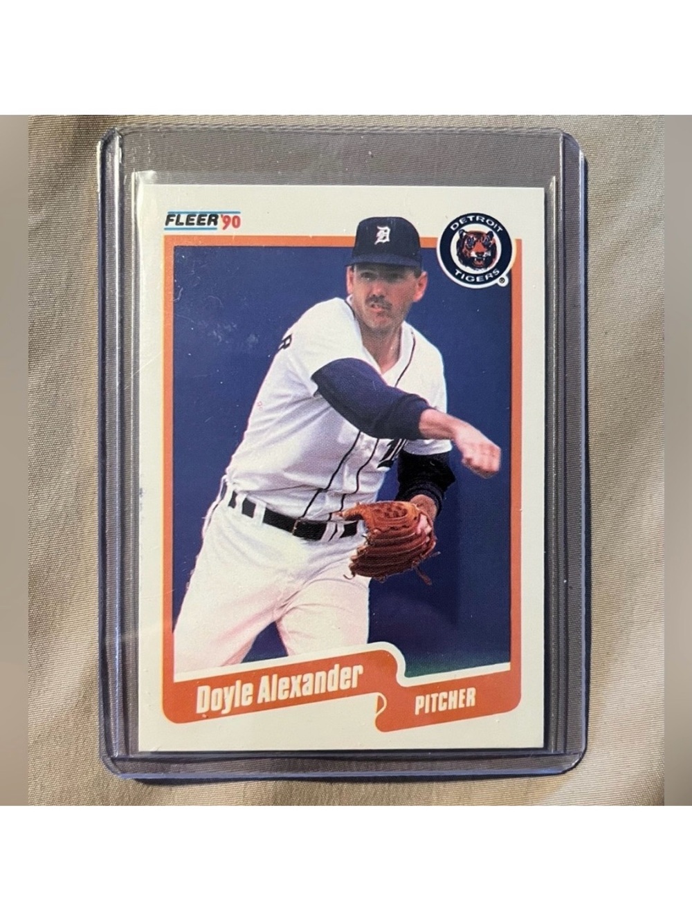 Detroit Tigers Vintage 1990 Doyle Alexander Fleer #599 MLB Baseball Trading Card